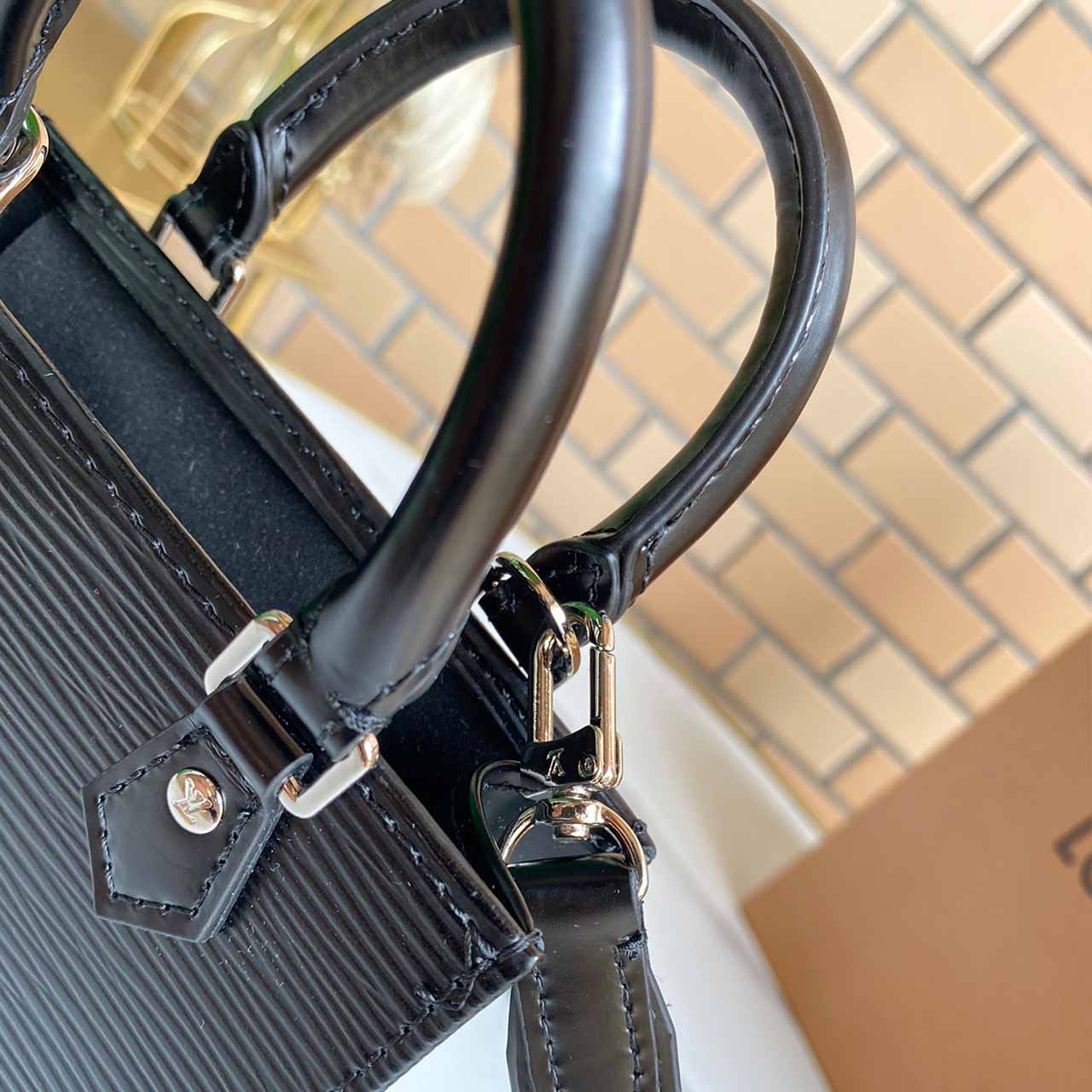 Wholesale Luxury Louis Vuitton Petit Sac Plat M69441 Black/White/Pink - Image 4