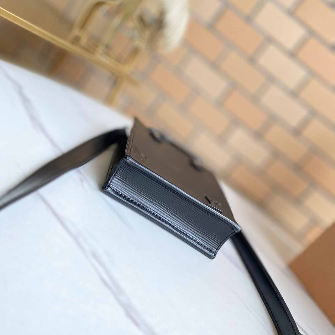 Wholesale Luxury Louis Vuitton Petit Sac Plat M69441 Black/White/Pink - Image 6