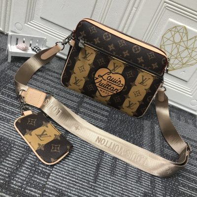 Wholesale Luxury Louis Vuitton 3In1 Pochette Trio Messenger M69443