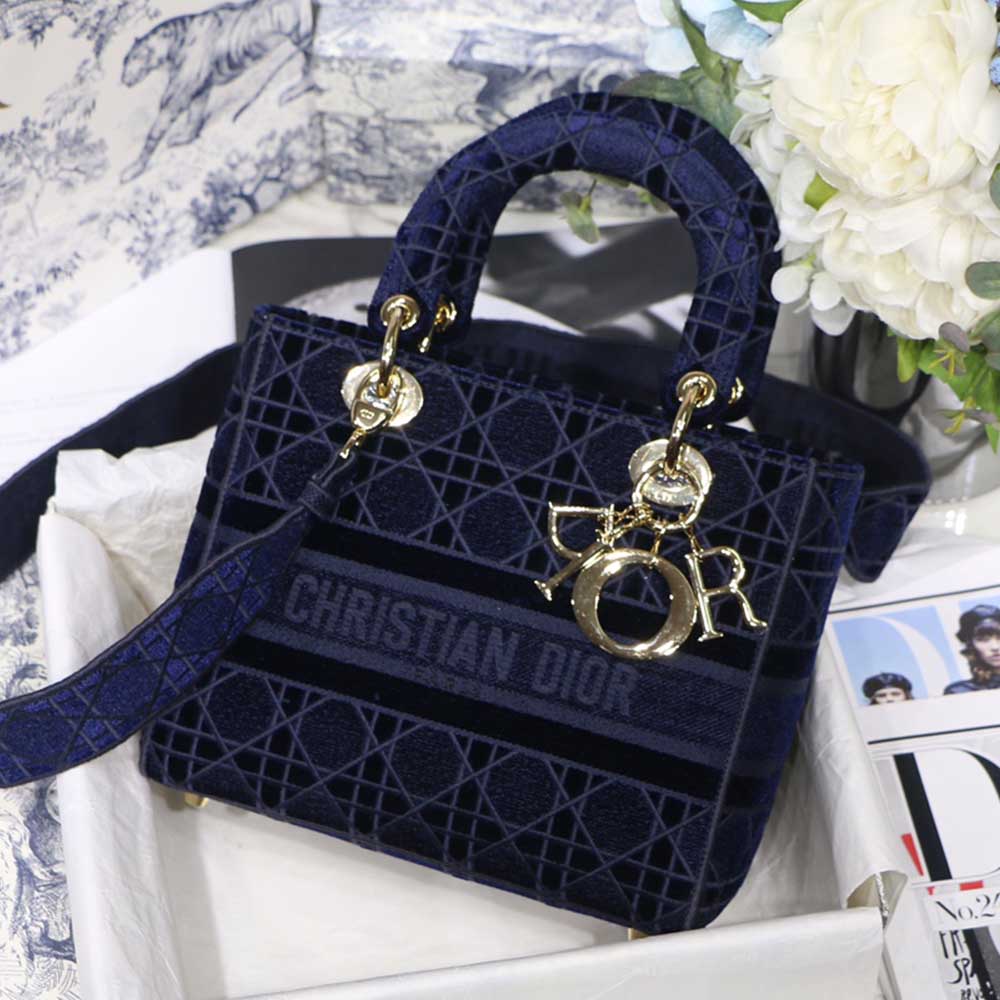 Wholesale Luxury Dior Aaa-D-Blue Velvet Medium Lady D-Lite Bag M8002/Embroidery