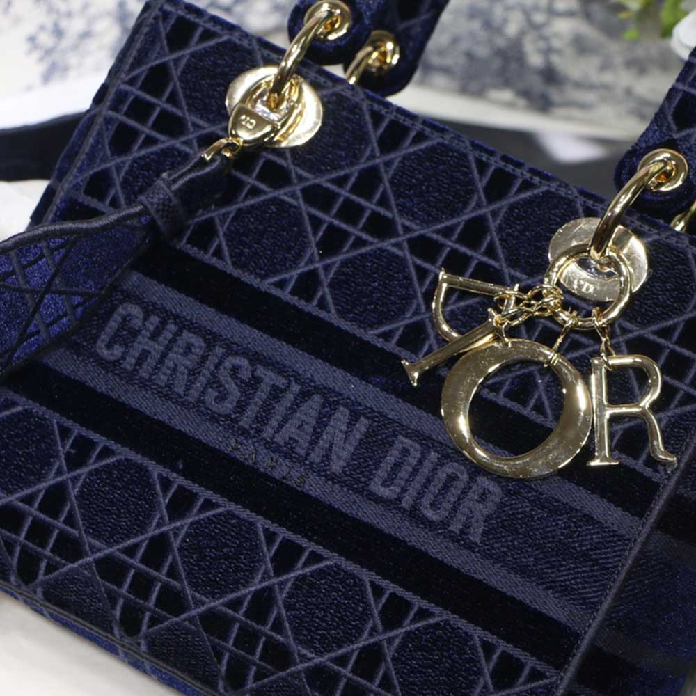 Wholesale Luxury Dior Aaa-D-Blue Velvet Medium Lady D-Lite Bag M8002/Embroidery - Image 2