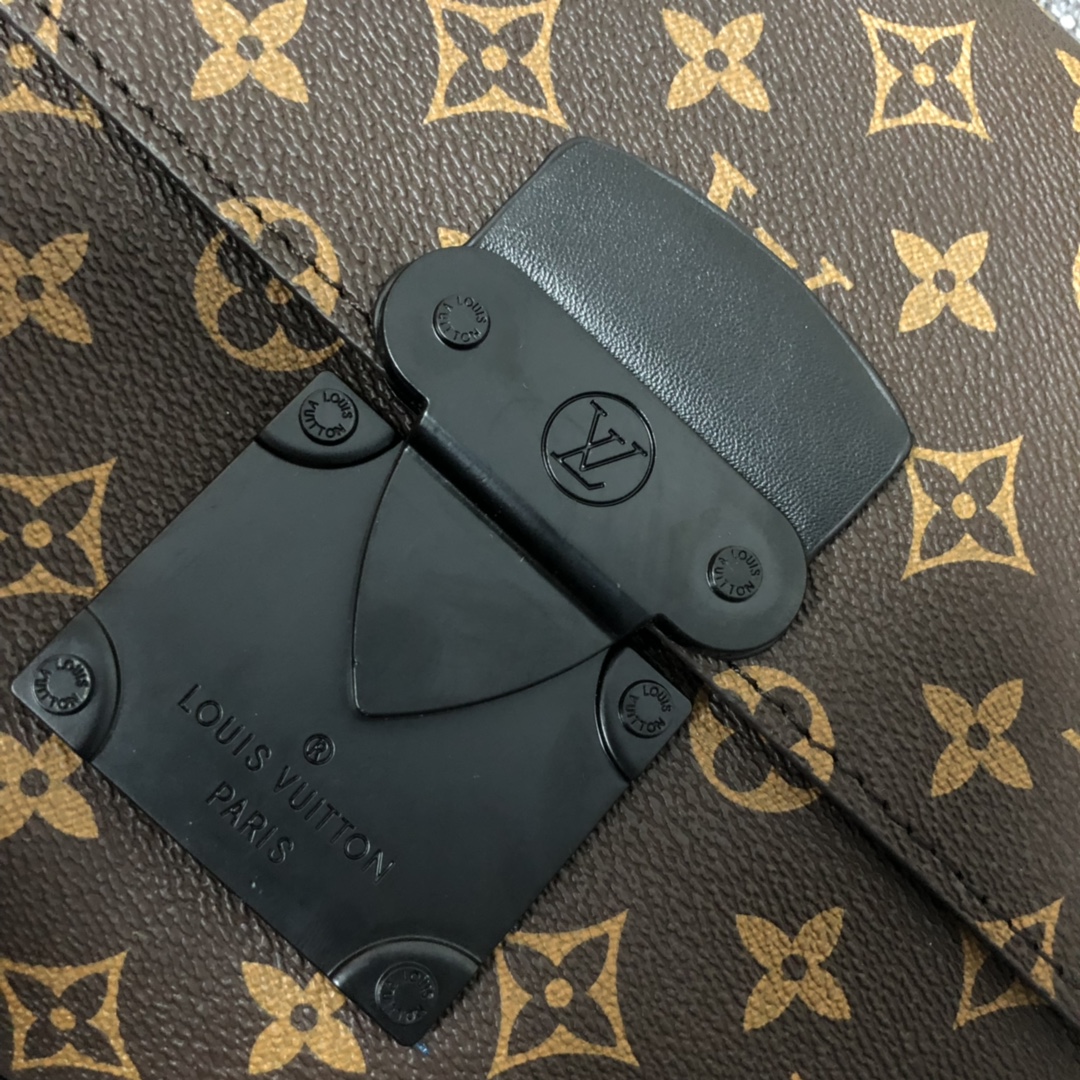 Wholesale Luxury Louis Vuitton S Lock A4 Pouch M80560 - Image 15