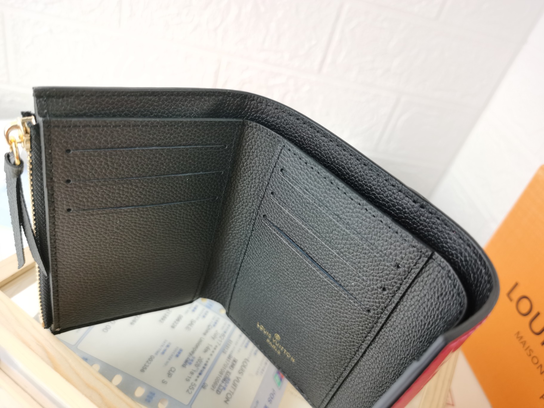 Wholesale Luxury Louis Vuitton Aaa-Victorine Wallet M81285 - Image 6