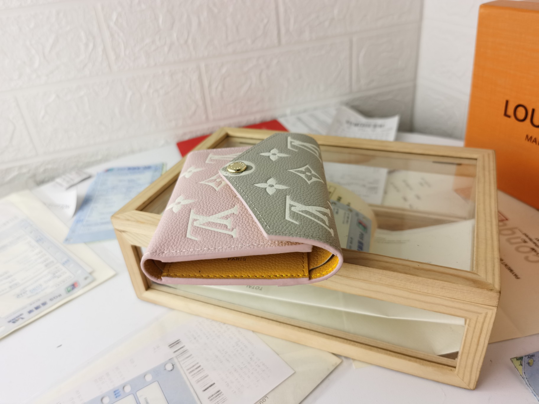 Wholesale Luxury Louis Vuitton Aaa-Victorine Wallet M81285 - Image 9