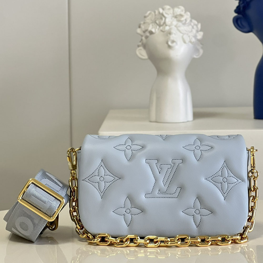 Wholesale Luxury Louis Vuitton Aaa- Wallet On Strap Bubblegram - Image 12