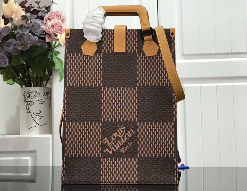 Wholesale Luxury Louis Vuitton Mini Tote - Image 6