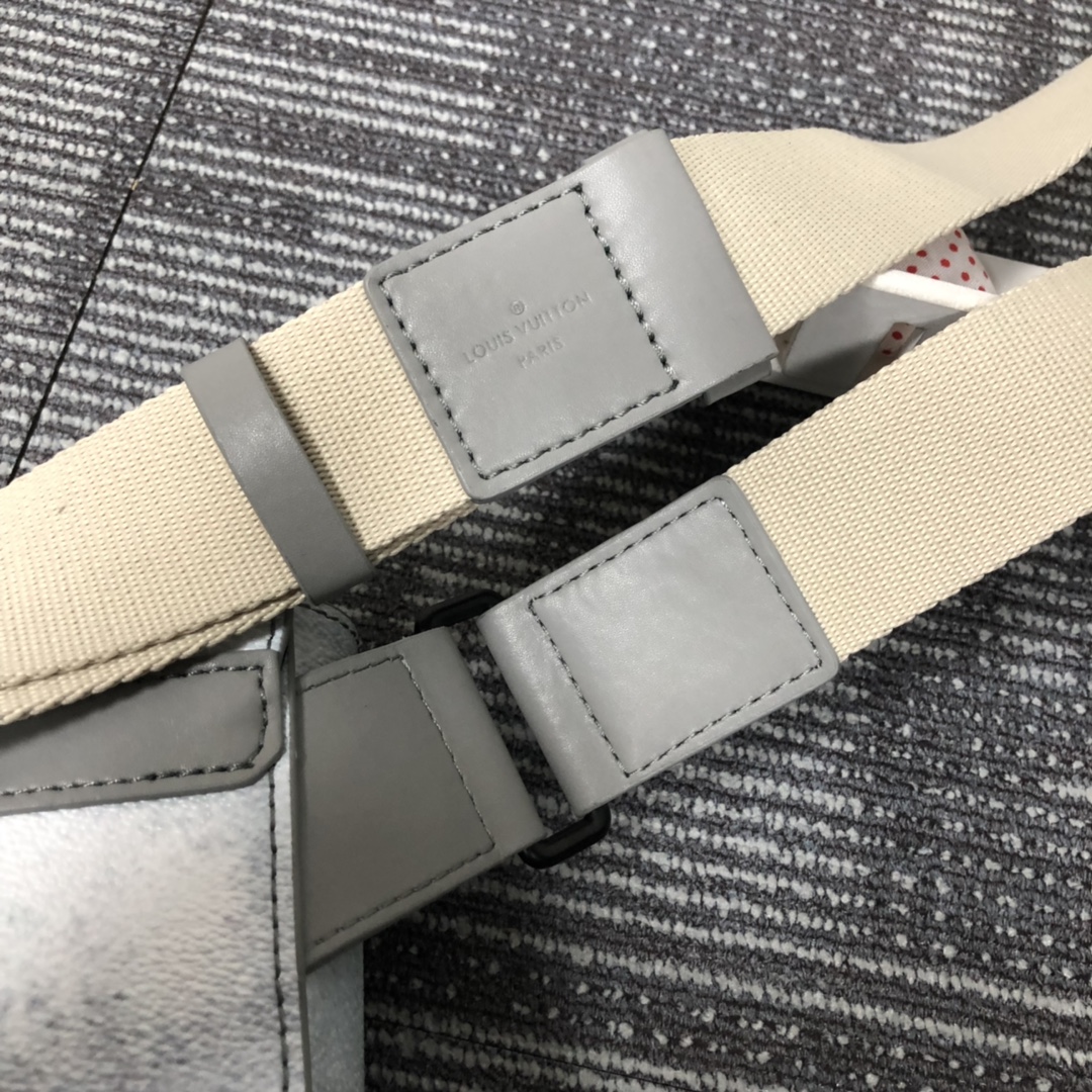 Wholesale Luxury Louis Vuitton Trunk Slingbag N50061-2 - Image 8