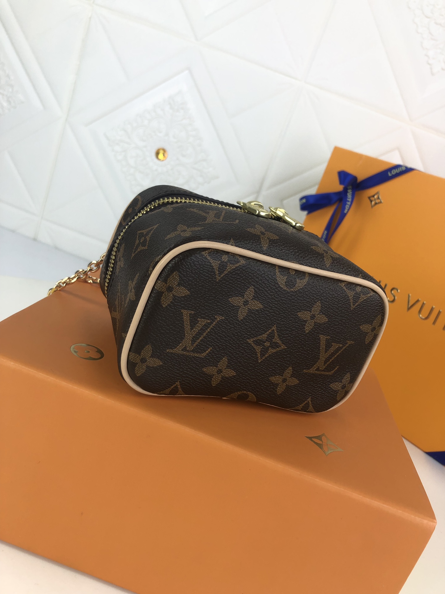 Wholesale Luxury Louis Vuitton Nice Vanity Make Up - Image 4