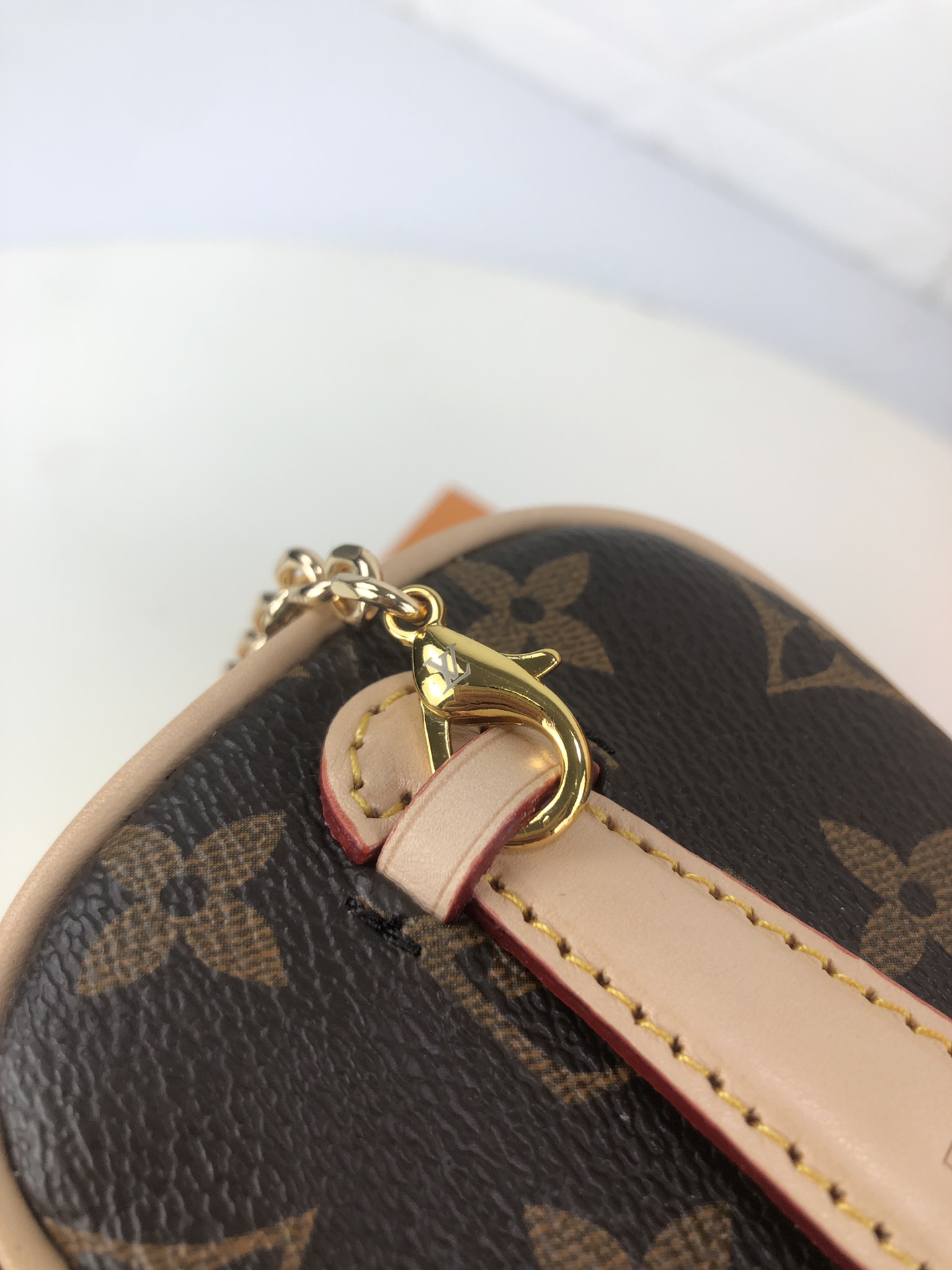 Wholesale Luxury Louis Vuitton Nice Vanity Make Up - Image 6