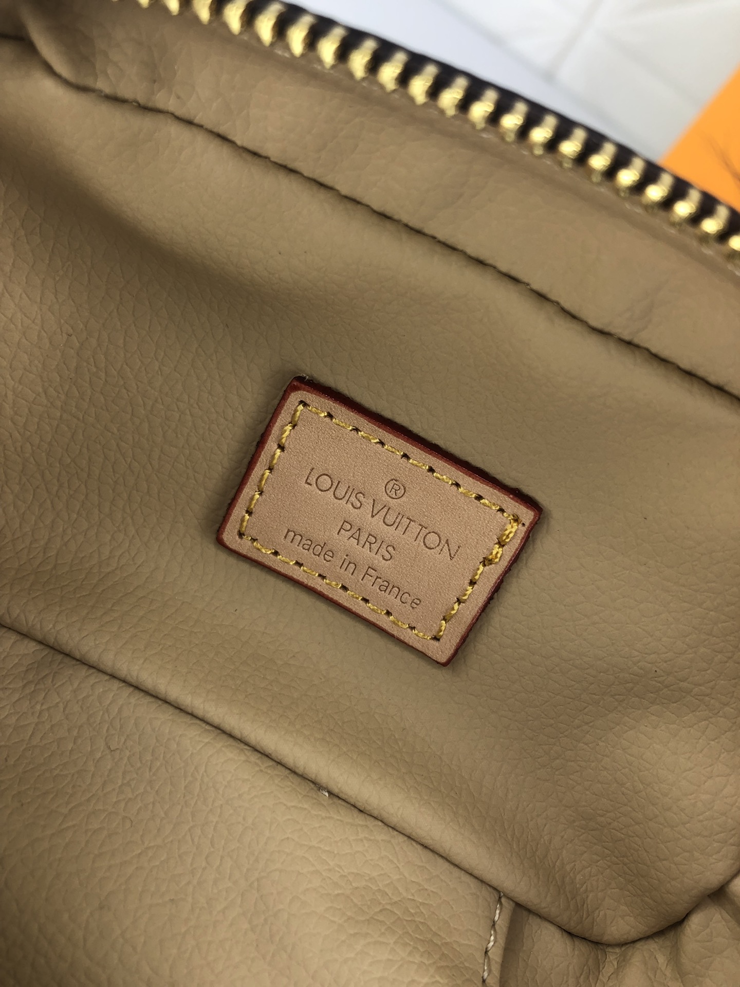 Wholesale Luxury Louis Vuitton Nice Vanity Make Up - Image 8