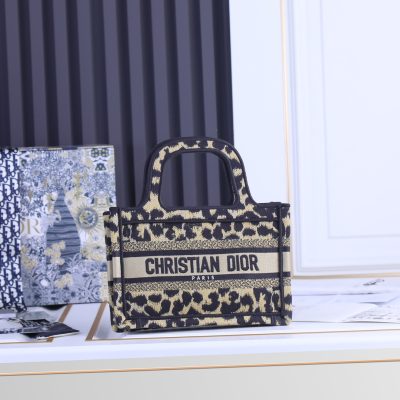Alternative view of Wholesale Luxury Dior Multicolor Mizza Embroidery Mini Book Tote