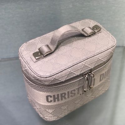 Alternative view of Wholesale Luxury Dior Travel Vanity Case S5480