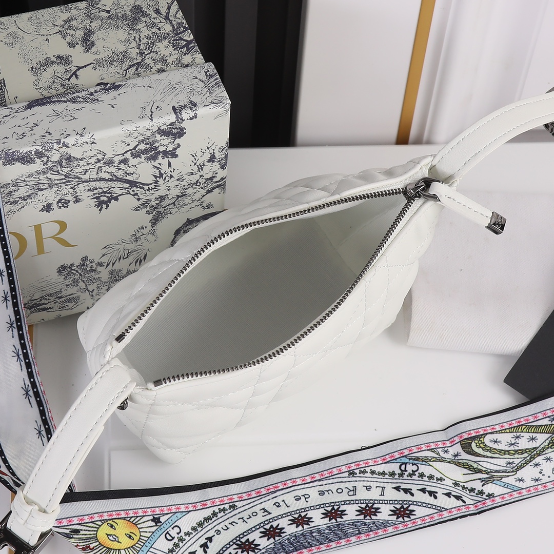 Wholesale Luxury Dior Small Drtravel Nomad Pouch - Image 20