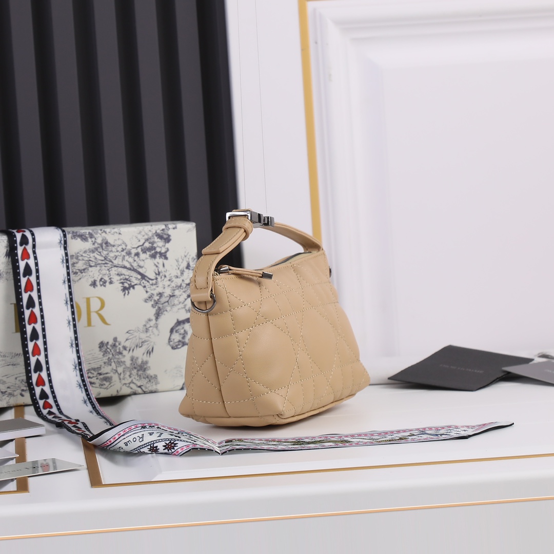 Wholesale Luxury Dior Small Drtravel Nomad Pouch - Image 22