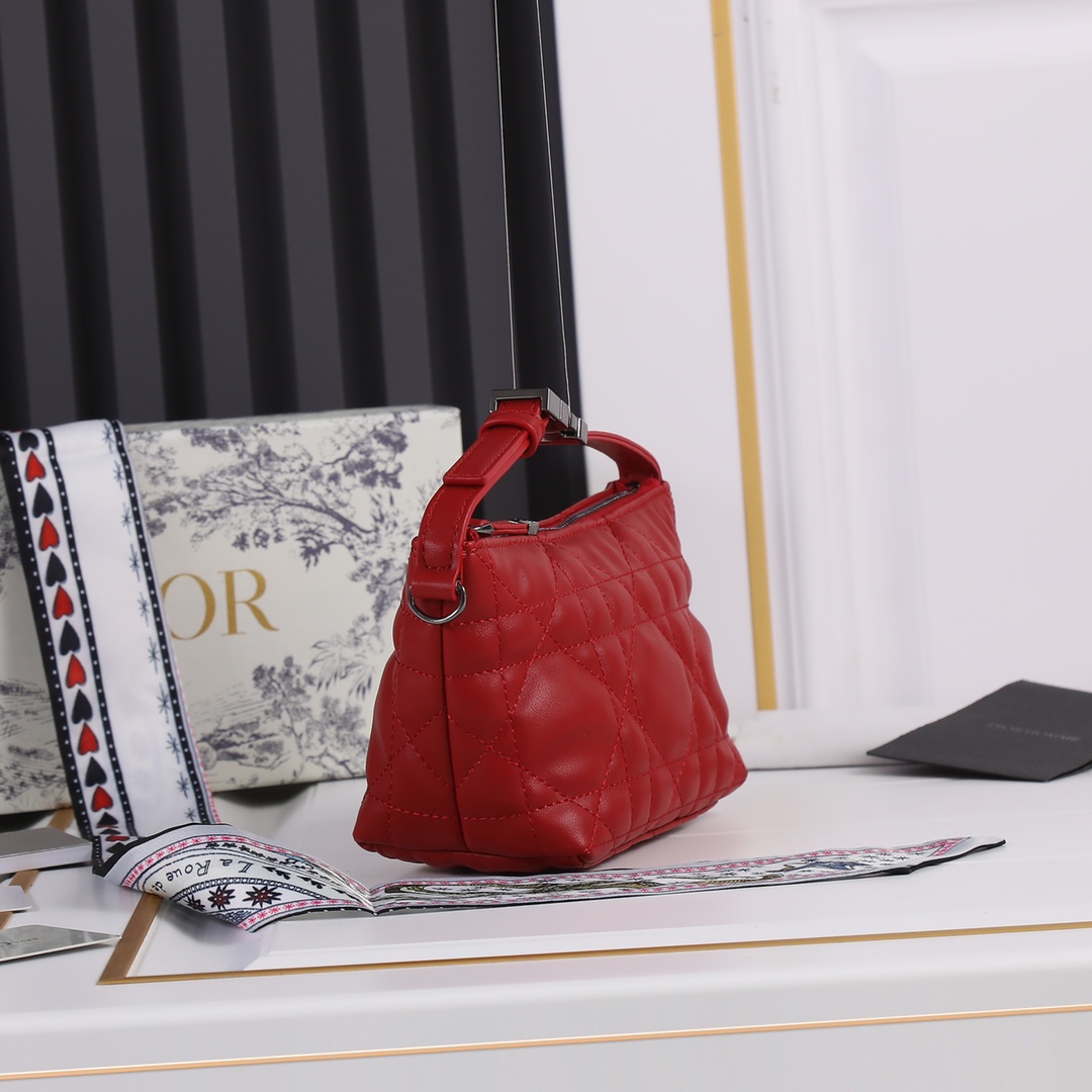 Wholesale Luxury Dior Small Drtravel Nomad Pouch - Image 27