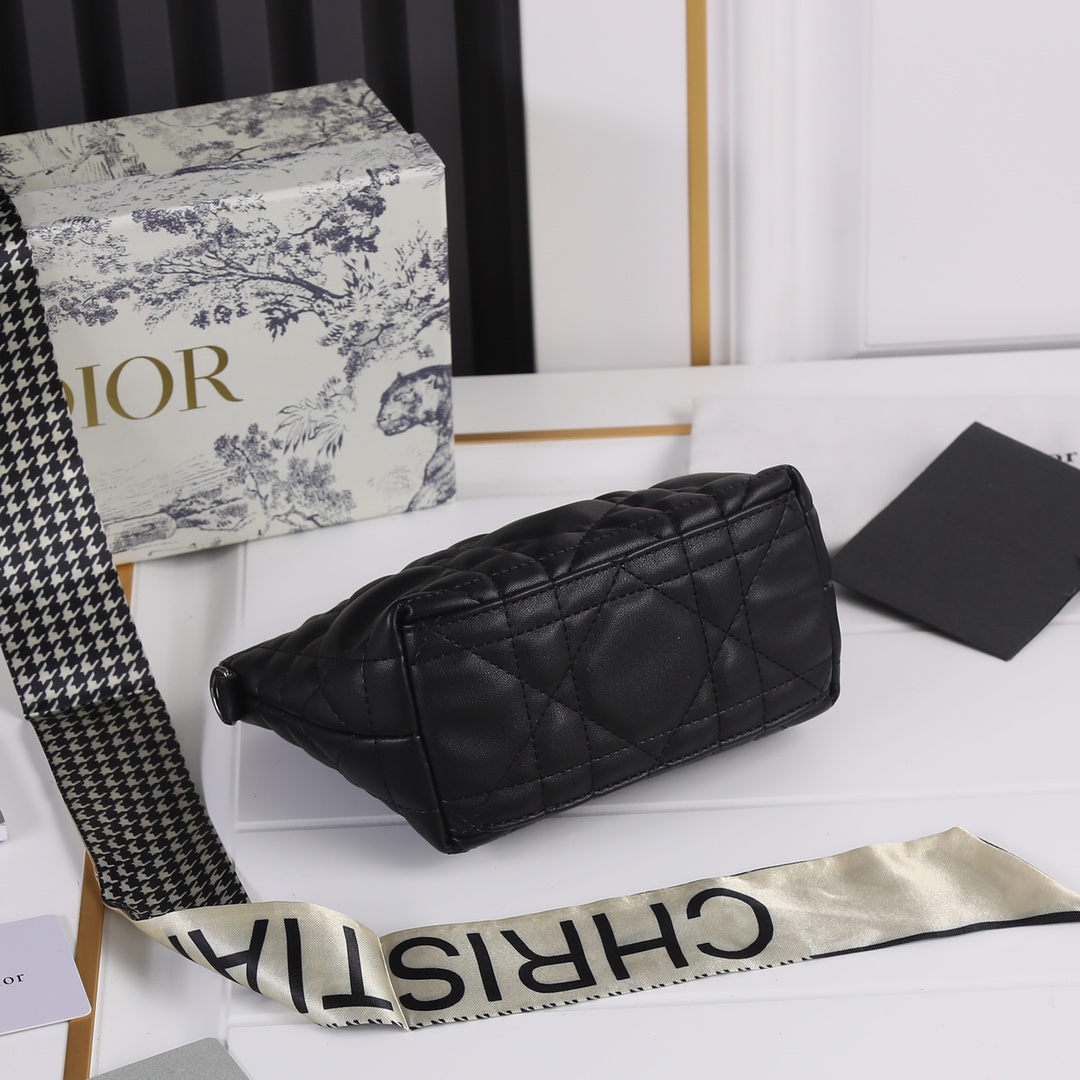 Wholesale Luxury Dior Small Drtravel Nomad Pouch - Image 4