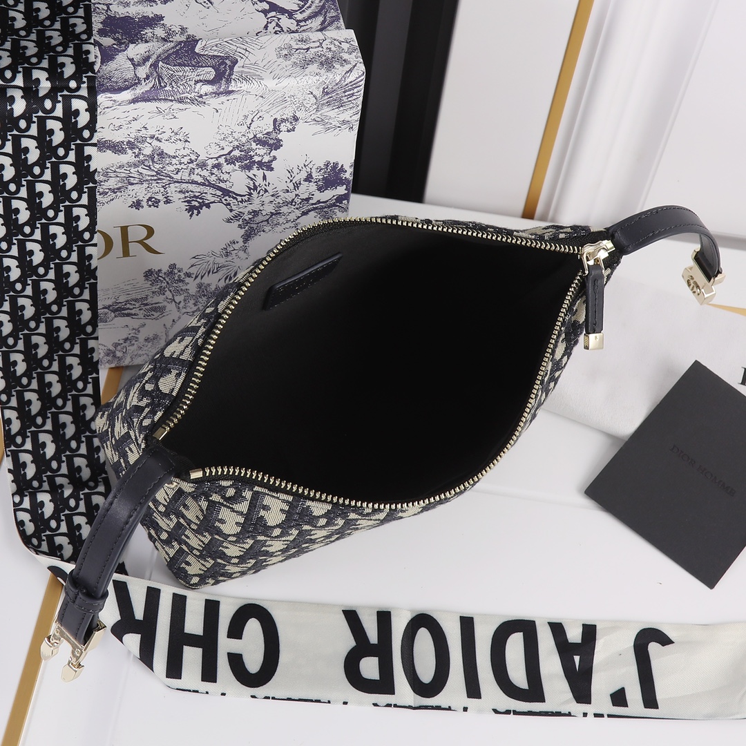 Wholesale Luxury Dior Medium Drtravel Nomad Pouch - Image 11