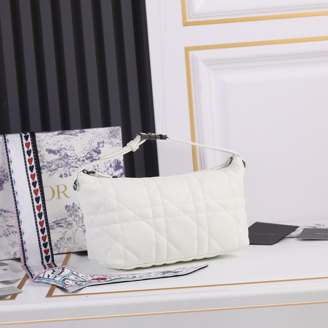 Wholesale Luxury Dior Medium Drtravel Nomad Pouch - Image 17