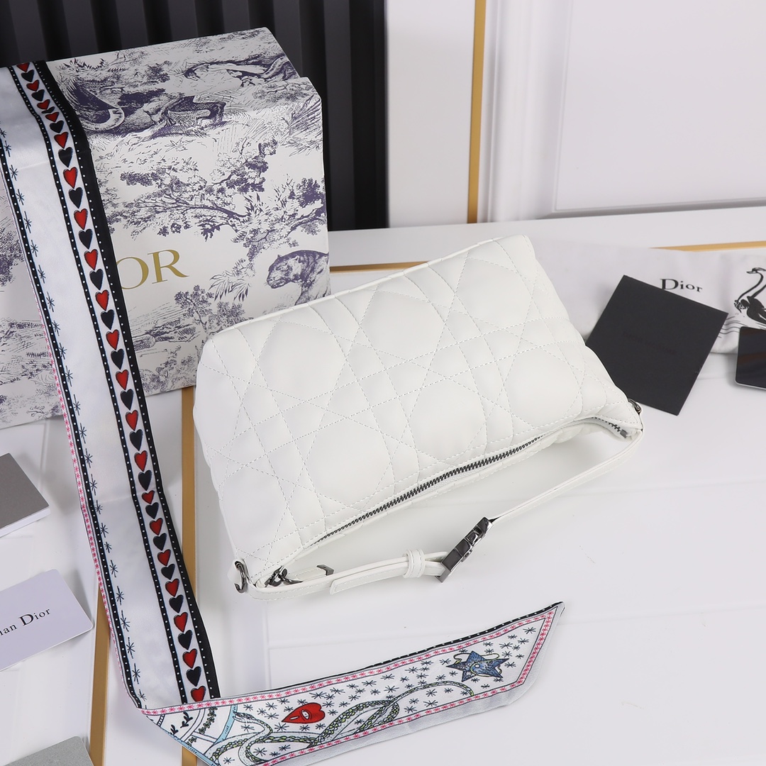 Wholesale Luxury Dior Medium Drtravel Nomad Pouch - Image 19