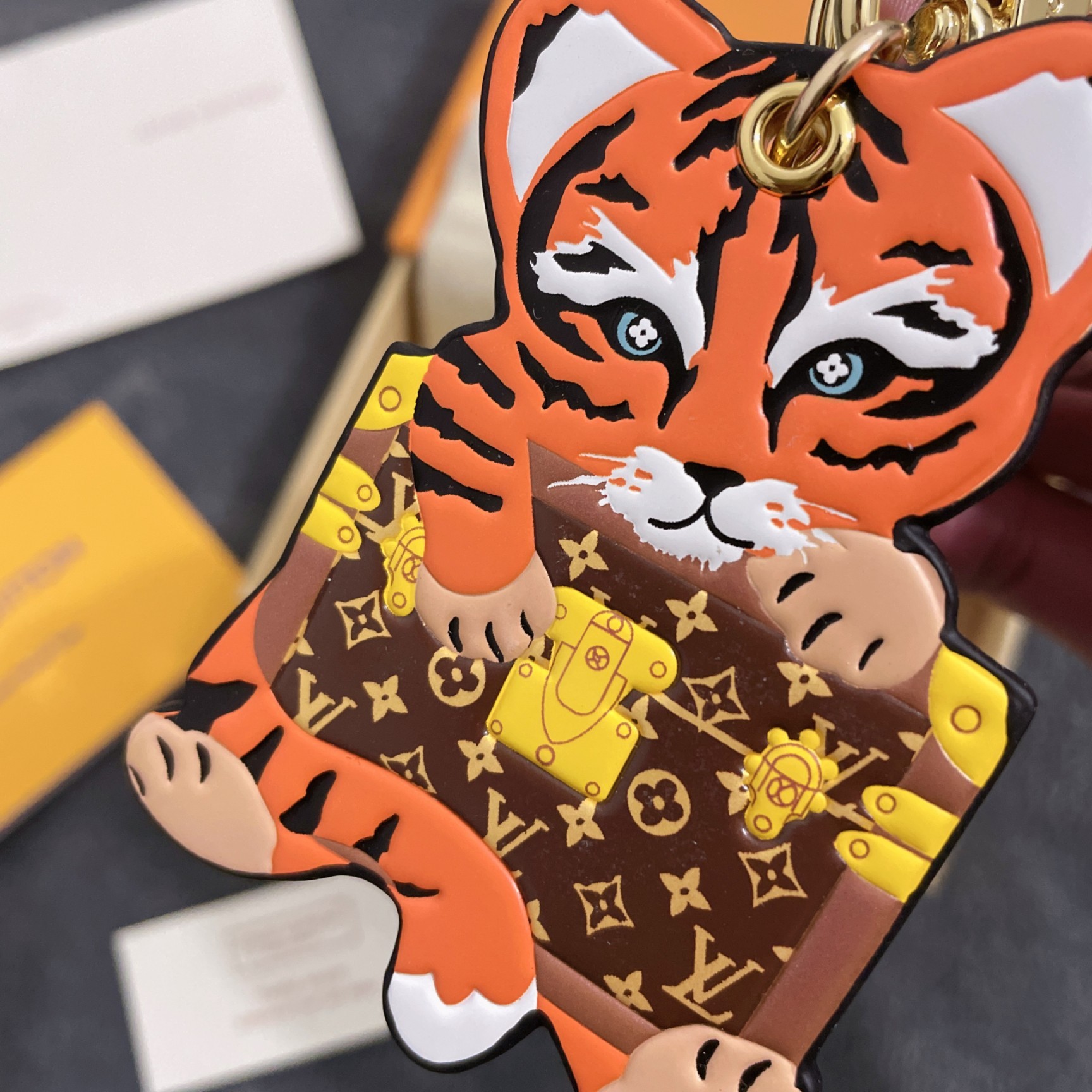 Wholesale Luxury Louis Vuitton Tiger Bag Charm And Key Holder L01 - Image 3