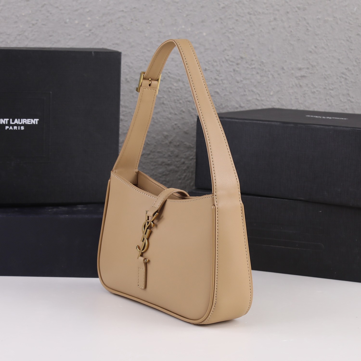 Wholesale Luxury Ysl Le 5 A 7 Hobo Bag In Smooth Leather- 3 Colors - Image 3