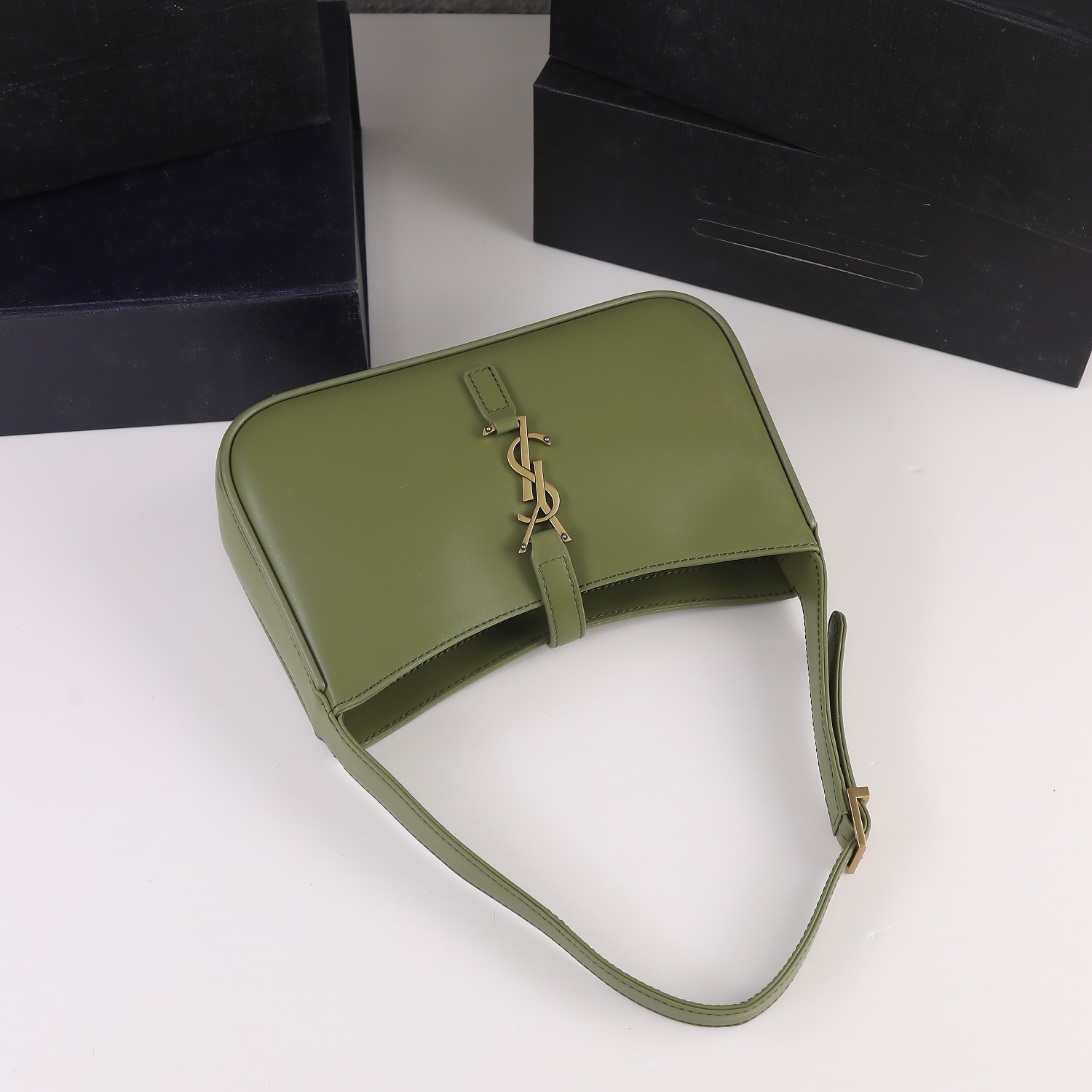 Wholesale Luxury Ysl Le 5 A 7 Hobo Bag In Smooth Leather- 3 Colors - Image 10