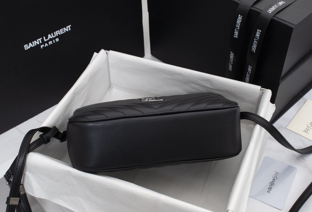 Wholesale Luxury Ysl Lou Camera Bag In Quilted Leather- Black/Silver - Image 6