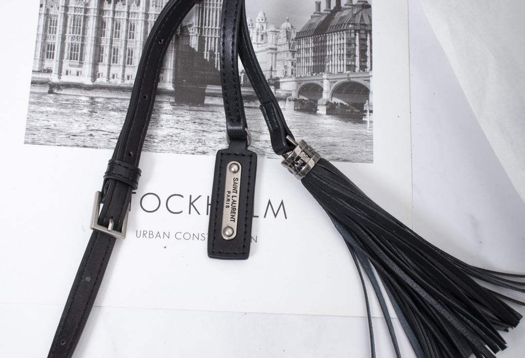 Wholesale Luxury Ysl Lou Camera Bag In Quilted Leather- Black/Silver - Image 9