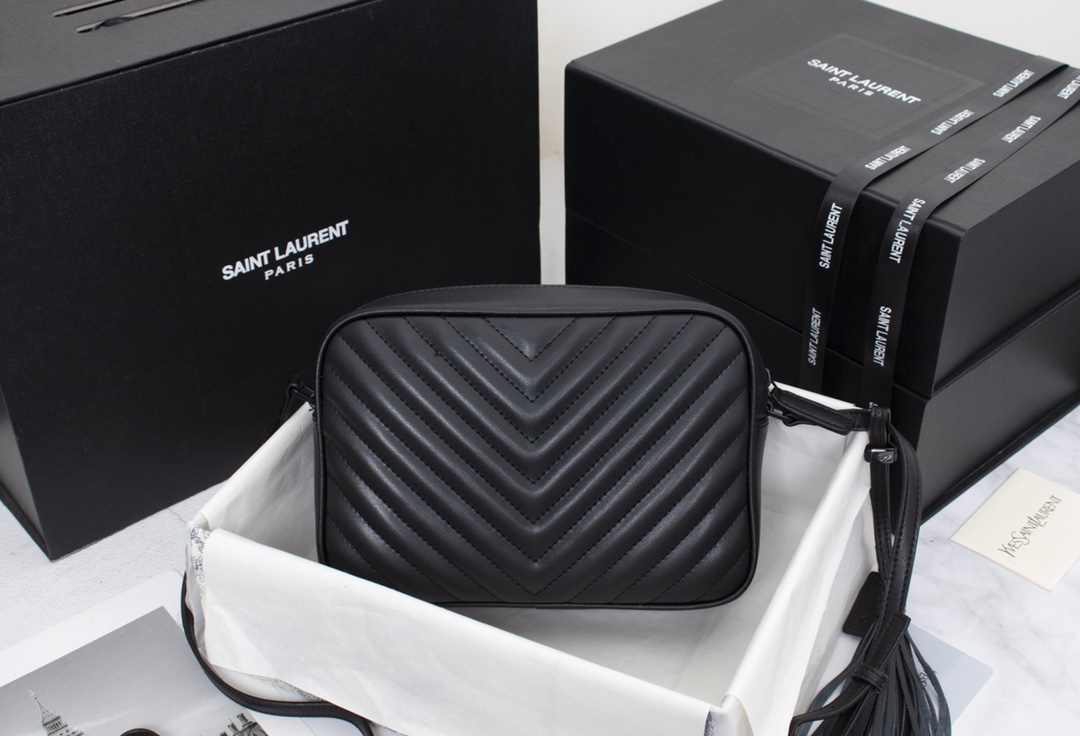 Wholesale Luxury Ysl Lou Camera Bag In Quilted Leather- Black/Silver - Image 3