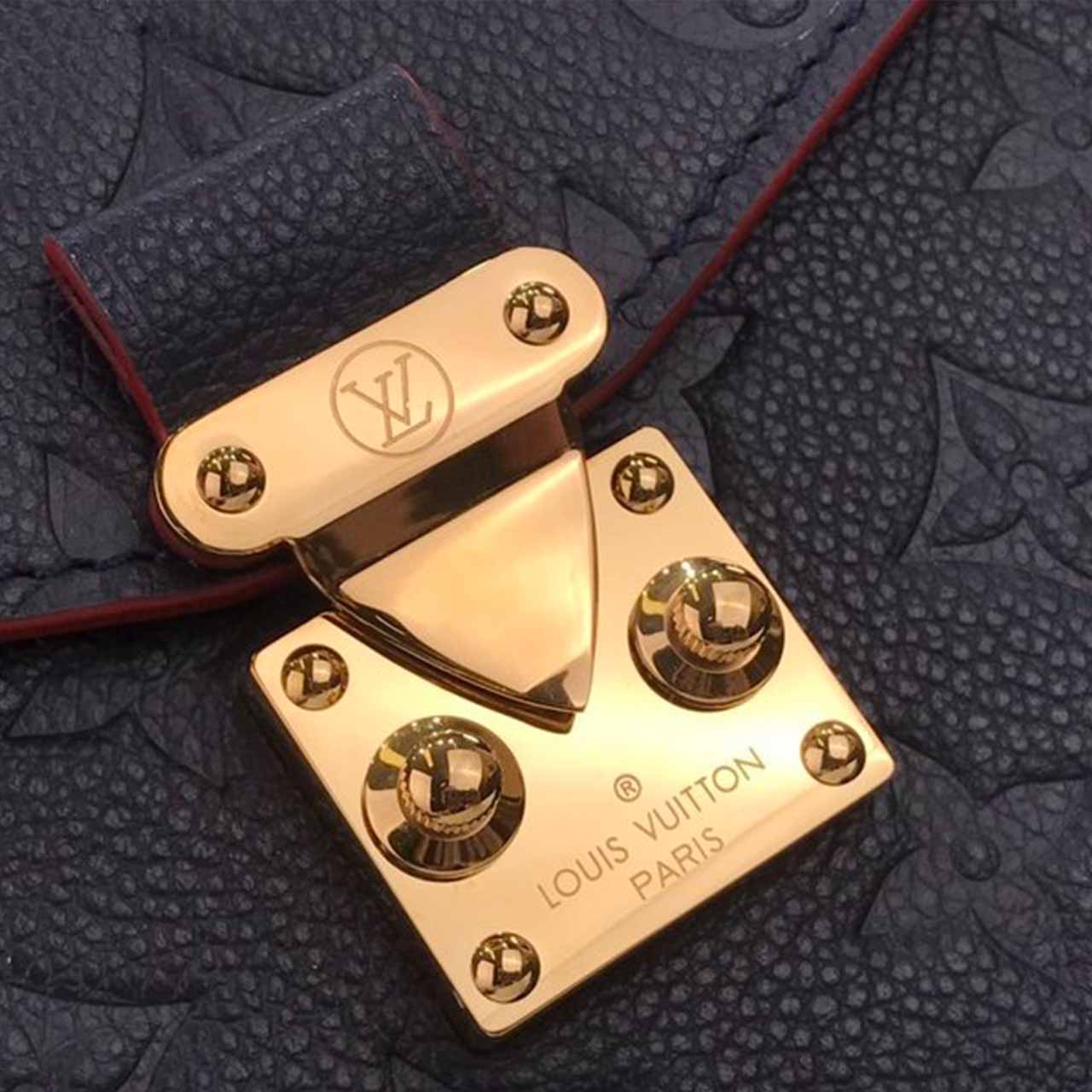 Wholesale Luxury Louis Vuitton Pochette Metis M44881 M44071 Beige/ Navy - Image 14