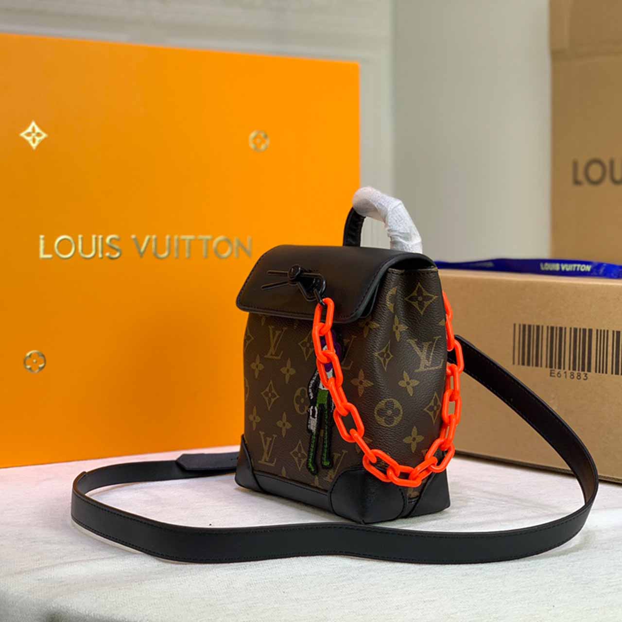 Wholesale Luxury Louis Vuitton Zoooom With Friends M50991 - Image 7