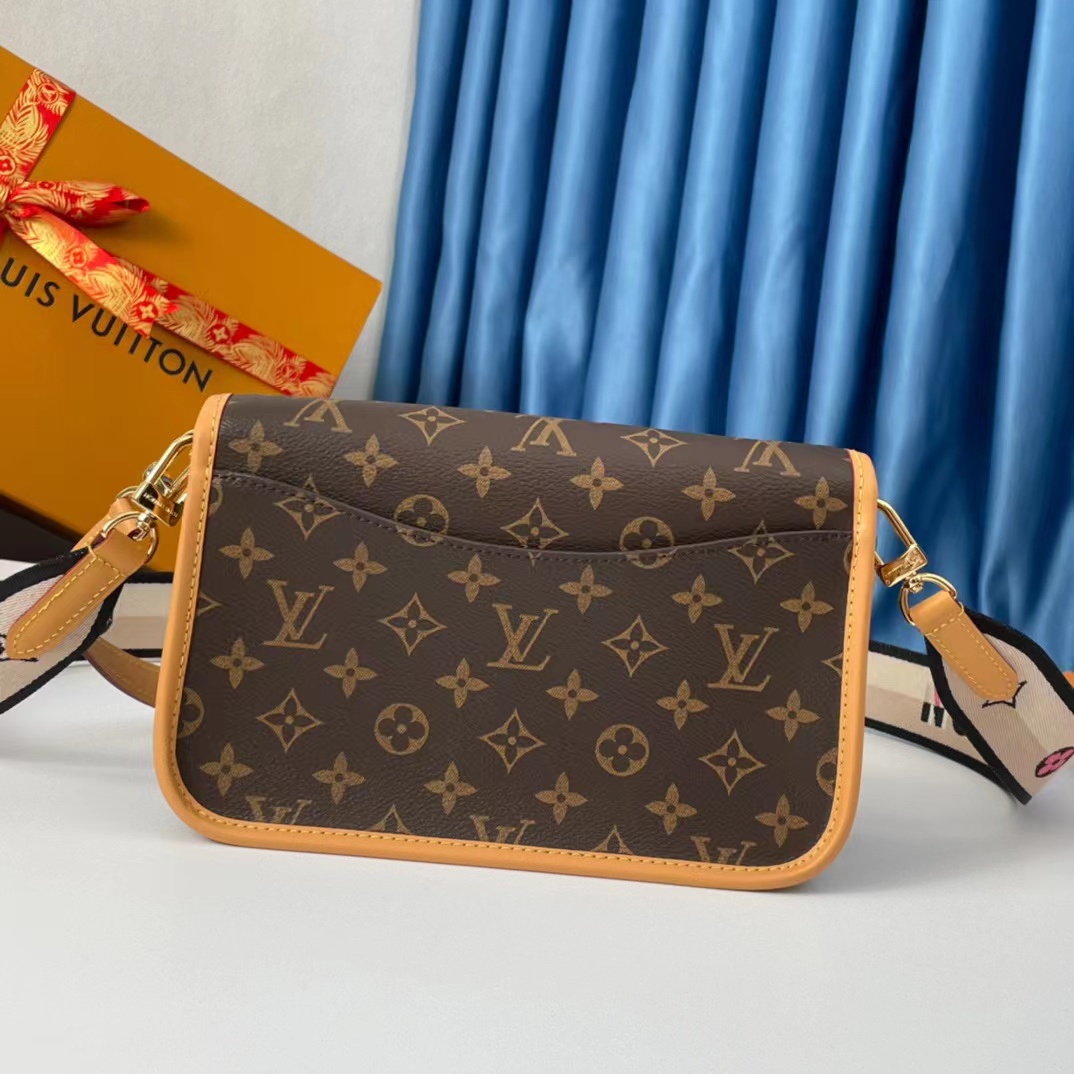 Wholesale Luxury Louis Vuitton Monogram Canvas Diane Bag M45985 - Image 5