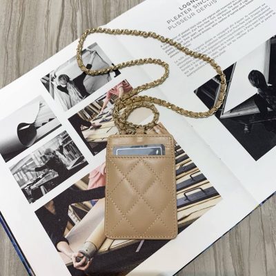 Alternative view of Wholesale Luxury Chanel 19 In The Fall Of The New Camellias Work The Cards The Card Pack 86068