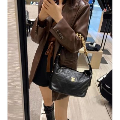 Alternative view of Wholesale Luxury Chanel Black Calfskin Leathe Hobo Bag As2910