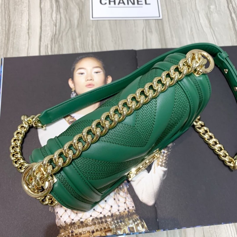 Wholesale Luxury Chanel Calfskin Small Boy Chanel Handbag A67085 - Image 3