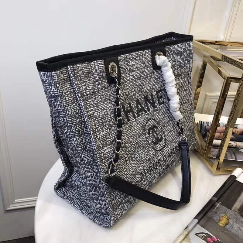 Wholesale Luxury Chanel Deauville Chain Shoulder Tote 33Cm Canvas Bag A66939 - Image 5