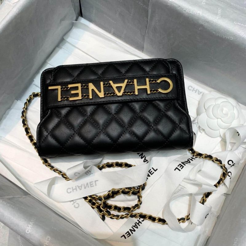 Wholesale Luxury Chanel Front Logo 19Cm Flap Bag 88826 - Image 7