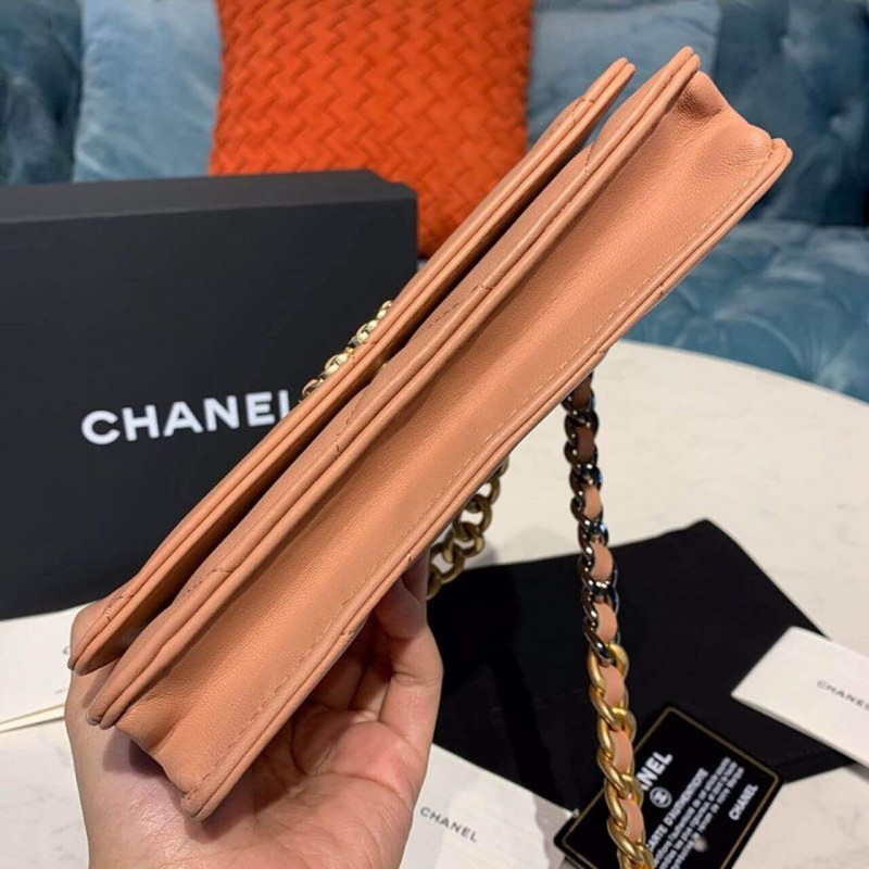 Wholesale Luxury Chanel Goatskin Quilted 19 Woc Flap Bag On Chain 422740 - Image 4