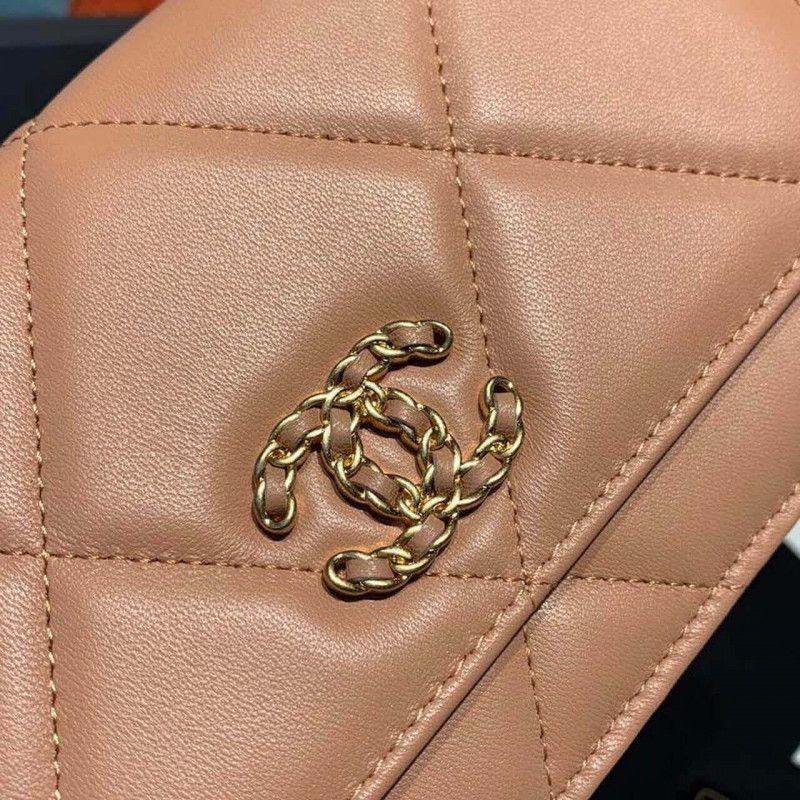 Wholesale Luxury Chanel Goatskin Quilted 19 Woc Flap Bag On Chain 422740 - Image 10
