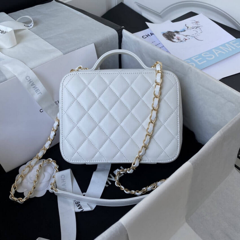 Wholesale Luxury Chanel Gold Vanity Case In Lambskin Style As2900 - Image 3