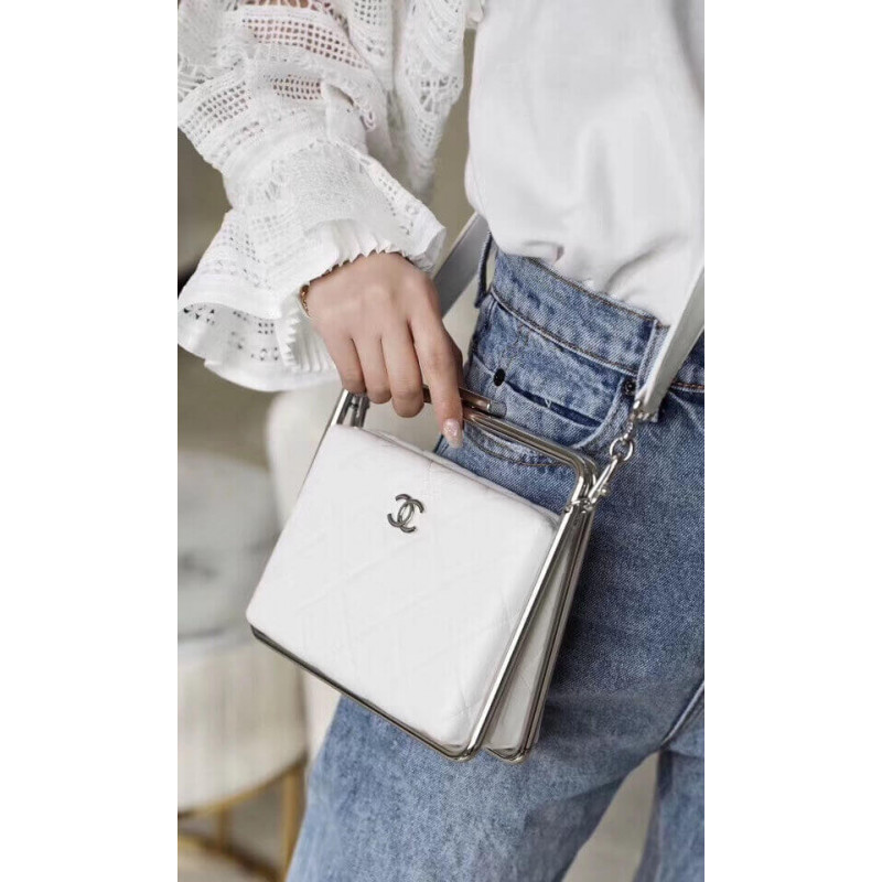 Wholesale Luxury Chanel Lambskin Clutch As1732 - Image 3
