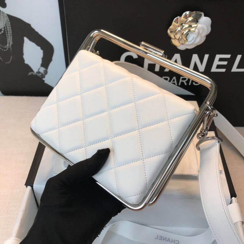 Wholesale Luxury Chanel Lambskin Clutch As1732 - Image 8
