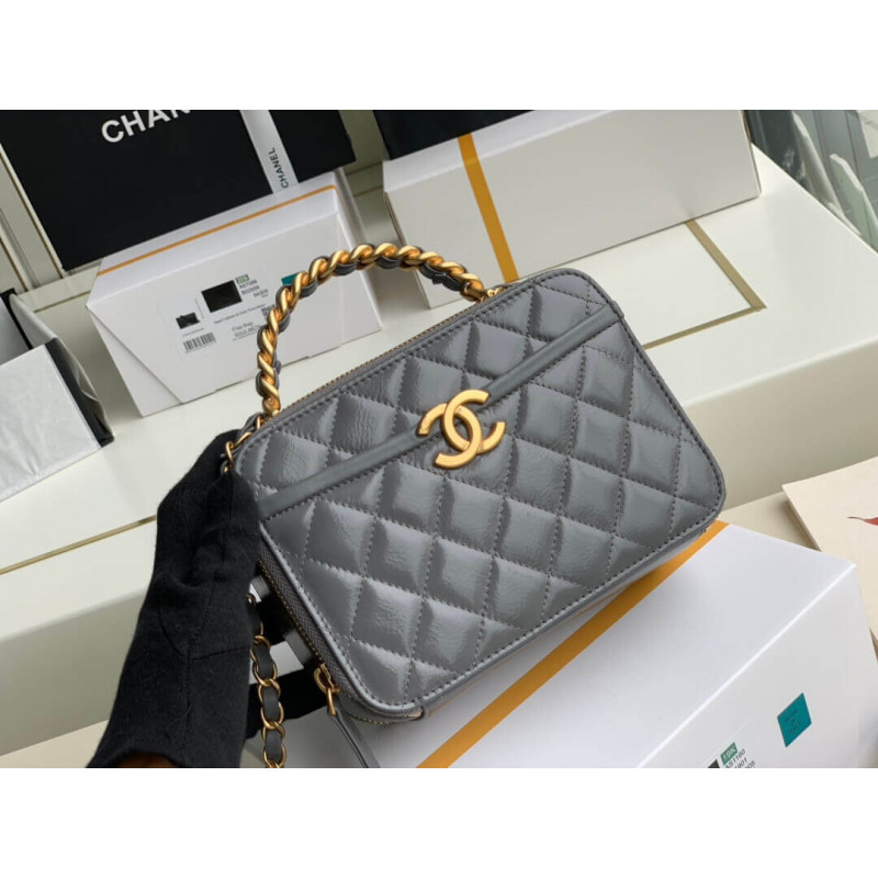 Wholesale Luxury Chanel Lambskin Vanity Case As2179 - Image 4