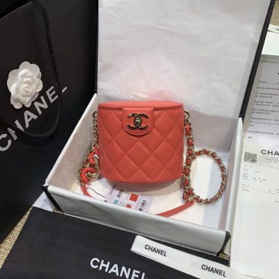 Alternative view of Wholesale Luxury Chanel Round Vanity Case As1355