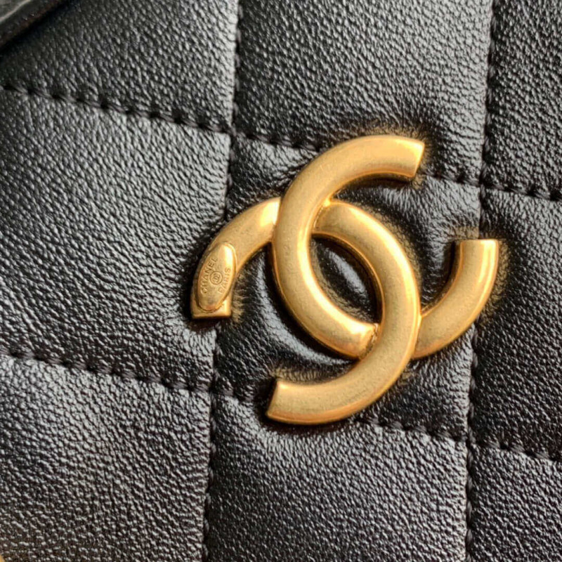 Wholesale Luxury Chanel Shiny Lambskin Small Bowling Bag As1899 - Image 14