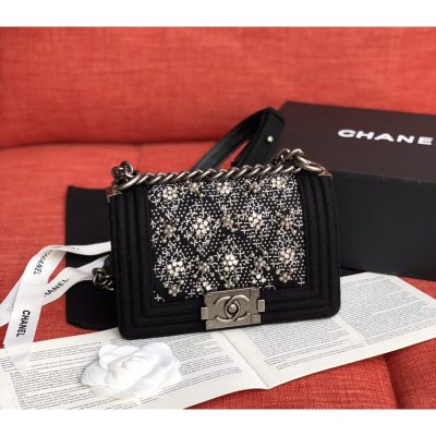 Wholesale Luxury Chanel Small Boy Chanel Handbag A67085