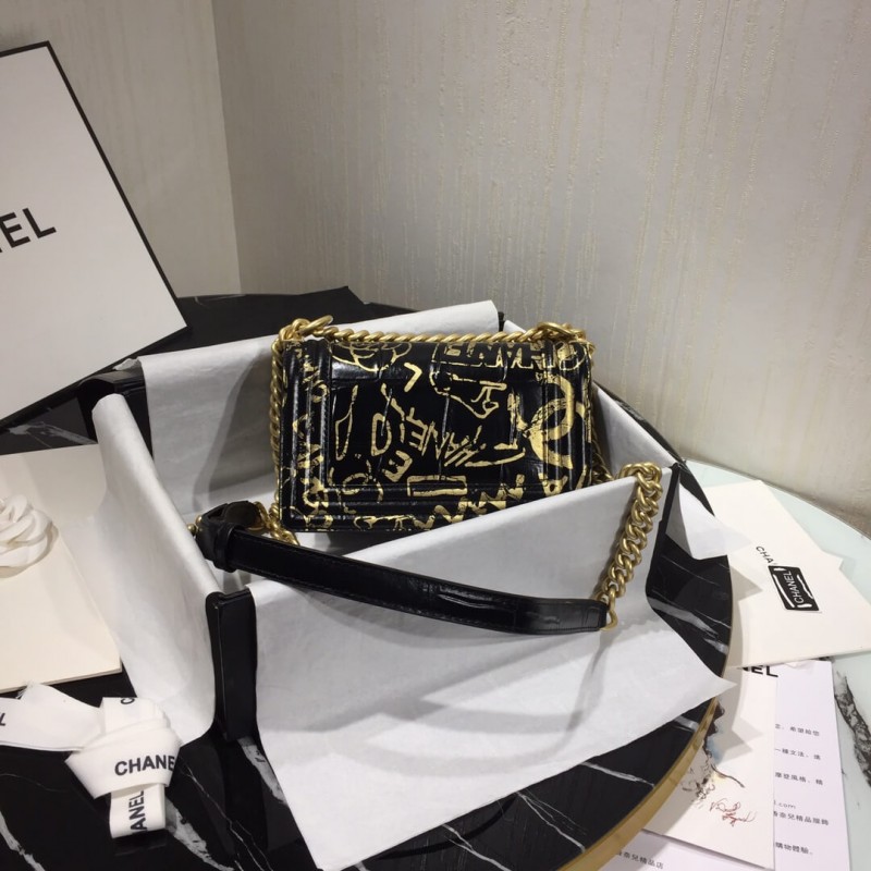 Wholesale Luxury Chanel Small Boy Chanel Handbag A67085 Gold - Image 3