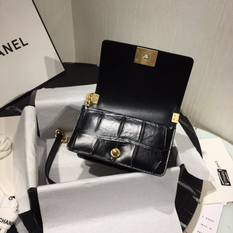 Wholesale Luxury Chanel Small Boy Chanel Handbag A67085 Gold - Image 7