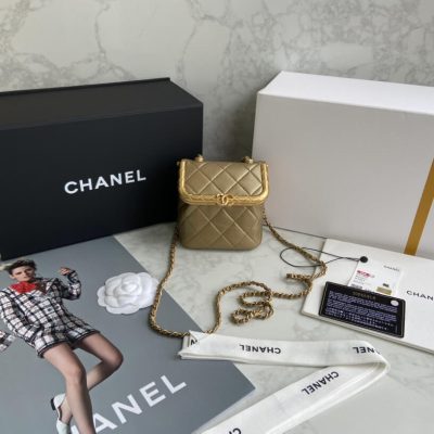 Alternative view of Wholesale Luxury Chanel Small Lambskin Kiss-Lock Bag As1885