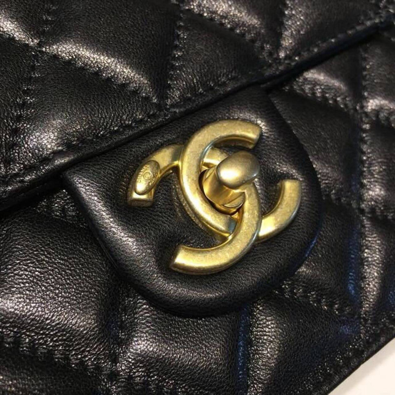 Wholesale Luxury Chanel Small Pearl Chain Flap Bag As0584 - Image 7